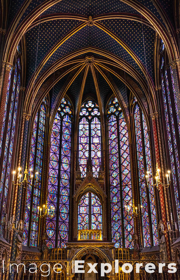 St Chappelle Paris shows how to use low light photography in cathedrals and churches