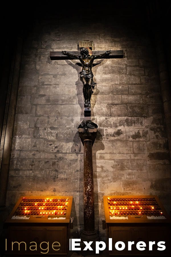 Crucifixion in Notre Dame